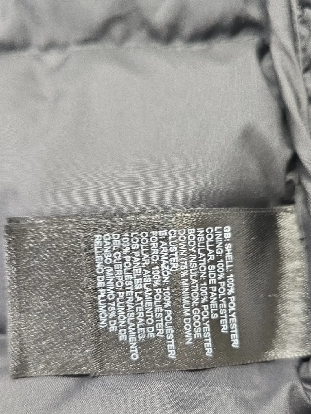 The North Face Women's Black Quilted Puffer Vest - Picture 5 of 6